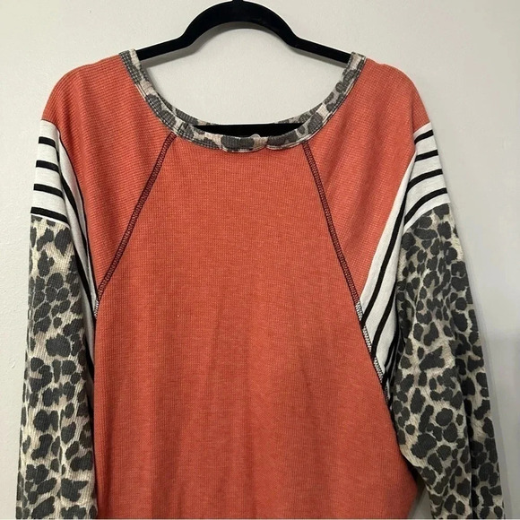 Lovely J Women's Color Block Stripe and Cheetah Long Sleeve Top Size XL GUC - Picture 7 of 8